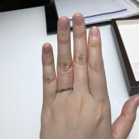 【俄(にわか)の口コミ】 女性用は石ありとなっていますが、男性用のシンプルなデザインもこだわり…