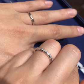 【銀座ダイヤモンドシライシの口コミ】 ダイヤモンドがこの店舗は輝き方が綺麗だったからいいなって思った。実際…