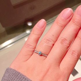 【ギンザタナカブライダル(GINZA TANAKA BRIDAL)の口コミ】 指輪全体がキラキラがよかったのでこちらのデザインがとても気に入りまし…
