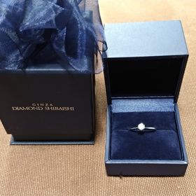 【銀座ダイヤモンドシライシの口コミ】 相談だけのつもりで来店しましたが、たまたま良いダイヤモンドの在庫が有…