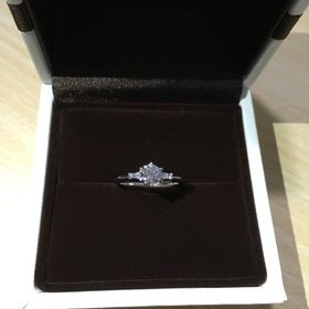 【アイプリモ(I-PRIMO)の口コミ】 シンプルで、見た瞬間に可愛いと思ったのと試着してみて手とのバランスも…