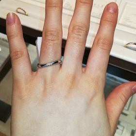 【俄(にわか)の口コミ】 デザインが良かったからです。日本人の指の形に合うようデザインされてい…