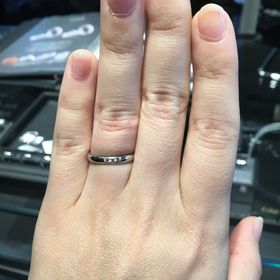 【エクセルコダイヤモンド(EXELCO DIAMOND)の口コミ】 デザインなどざっくりとしか決まっていない中で、私たちに似合いそうなも…