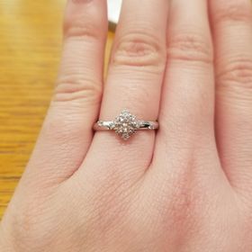 【アネリディギンザ(ANELLI DI GINZA)の口コミ】 ハリーウィンストンやカルティエ、4℃を見たけれど他にないデザインが魅力…