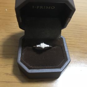 【アイプリモ(I-PRIMO)の口コミ】 試着してしっくりくるものにした。
プロポーズリングといって、彼からプロ…