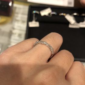 【ケイウノ ブライダル(K.UNO BRIDAL)の口コミ】 デザイン性が高く、人とは違うデザインを希望の方にオススメです。
最初は…