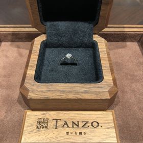 【TANZO.(鍛造指輪)の口コミ】 完全フルオーダーで自分たちの思い描いた形を実現できました。完成まで時…