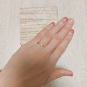 【YUKA HOJO(ユカホウジョウ)の口コミ】 もともとダイヤモンドが1つだけついた指輪に憧れていました。そこでその指…