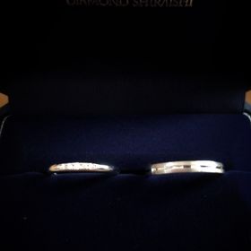 【銀座ダイヤモンドシライシの口コミ】 ティファニー、カルティエ、宝寿堂など色々見て回って、最後に辿り着いた…