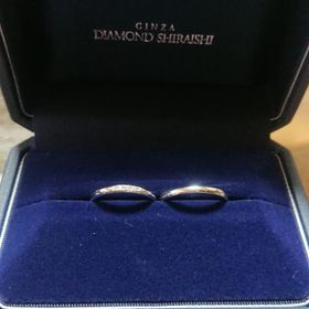 【銀座ダイヤモンドシライシの口コミ】 色々な指輪をみましたが。流れるようなデザインが希望でしたが、どこも同…