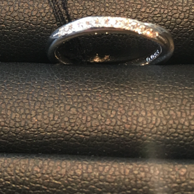 【エクセルコダイヤモンド(EXELCO DIAMOND)の口コミ】 エクセルコダイヤモンドで結婚指輪リュミエトュールを購入しました。
婚約…