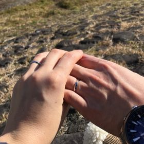 【BRILLIANCE+(ブリリアンスプラス)の口コミ】 新婦はダイヤが散りばめられて指が綺麗に見えるデザインのものがよく、私…