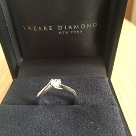 【ラザール ダイヤモンド(LAZARE DIAMOND)の口コミ】 接客が非常に丁寧で、ダイアモンドに対するこだわりがわかったことが1番の…