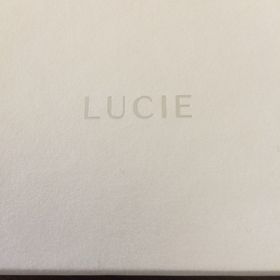 【LUCIE(ルシエ)の口コミ】 婚約指輪を探していた際に、このデザインとこのデザインが兼ね備えていた…