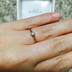 【Jupiter BLANTELIE(ジュピターブラントリエ)の口コミ】 JUPITERの婚約指輪がいい！と決めていました。九州で取り扱いのあるビジュ…