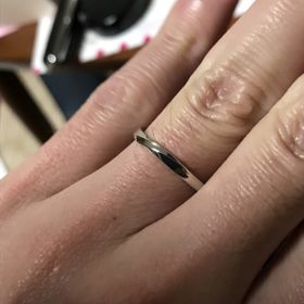 【アイプリモ(I-PRIMO)の口コミ】 今の流行りが鍛造品で衝撃に強く、日々身につける結婚指輪にふさわしいと…