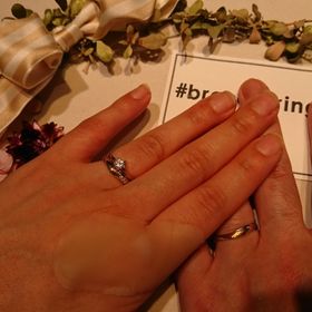 【LAPAGE(ラパージュ)の口コミ】 今回指輪の決め手となったのはラパージュが花をモチーフにしたブランドで…