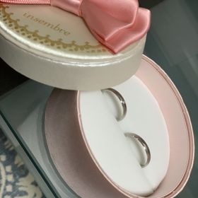 【insembre(インセンブレ)の口コミ】 デザインがシンプルでマットな質感な気に入り購入しました。シンプルです…