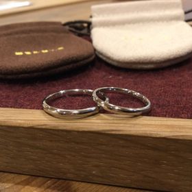 【鎌倉彫金工房の口コミ】 欲しかったのはザ王道の結婚指輪でした。お店では素材や太さ、加工方法ま…