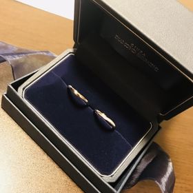 【銀座ダイヤモンドシライシの口コミ】 一番最初に2人が一目惚れしたリングでした。そうは言っても一生物なので、…