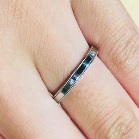 【ROYAL ASSCHER(ロイヤル・アッシャー)の口コミ】 ダイヤモンドが比較的小さく上品な輝きなので、普段使うのに向いていると…