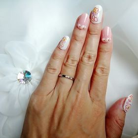 【STAR JEWELRY(スタージュエリー)の口コミ】 そんなに予算を多く出せなかったのですが、ダイヤモンドも入った素敵な指…