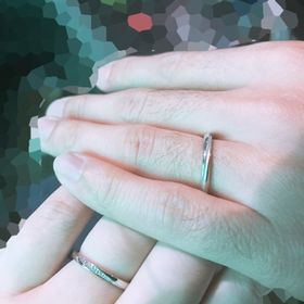 【銀座ダイヤモンドシライシの口コミ】 2人とも好みのもの、値段も良くて、対応も良い、
デザインもすごく良くて…