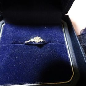 【銀座ダイヤモンドシライシの口コミ】 婚約指輪を探すなかで、色々なサイトを見ながら口コミを参考にしてお店に…