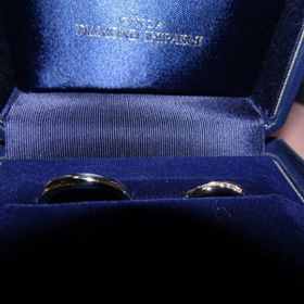 【銀座ダイヤモンドシライシの口コミ】 婚約指輪をダイヤモンドシライシ様で購入しており、結婚指輪も同じところ…