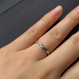 【ジュエリーツツミ(JEWELRY TSUTSUMI)の口コミ】 理想のデザインとかが全くなく、あてもなく指輪を探していました。しかし…