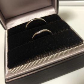 【アイプリモ(I-PRIMO)の口コミ】 いろいろと試着させていただいたのですが、シンプルなデザインと、指に着…