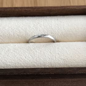 【Love Bond(ラブボンド)の口コミ】 デザインがとても気に入り購入しました。
婚約指輪もここのブランドなもの…