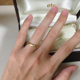 【ete(エテ)の口コミ】 普段あまりアクセサリーを付けないので、ゴージャスすぎずシンプルでマッ…