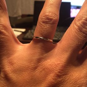 【アイプリモ(I-PRIMO)の口コミ】 シンプルなつくりで、あまり太くないスタイリッシュな形が欲しかったので…