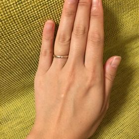 【ete(エテ)の口コミ】 この指輪を選んだ最大の理由はデザインと値段。つや消しの指輪を探してい…