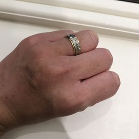 【俄(にわか)の口コミ】 着け心地がとても良かったです。特に花匠の彫は内側が滑らかでびっくりし…