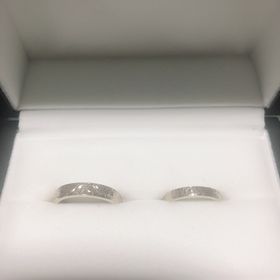 【IMMORTAL MAULOA COLLECTION(イモータル マウロア コレクション)】の口コミ 彫り柄だけどシンプルで使いやすいです！
色も色々選べますし、ハニーゴー...