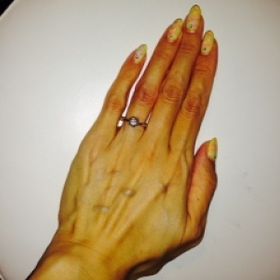 【アトリエ春の口コミ】 お花がモチーフの一粒ダイヤが希望でデザインをしてもらいました。今まで…