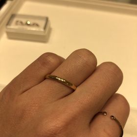 【festaria bijou SOPHIA(フェスタリア ビジュソフィア)の口コミ】 シンプルで足もついていないような、シンプルなものをさがしていました。…