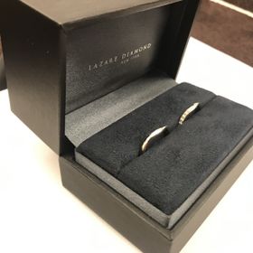 【ラザール ダイヤモンド(LAZARE DIAMOND)の口コミ】 なんといってもデザインです！！
彼女の好みのデザインを選び、デザインと…