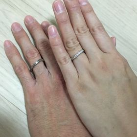 【銀座ダイヤモンドシライシの口コミ】 デザインが気に入ったので、購入しました。
とっても、かわいくて気に入っ…