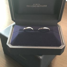 【銀座ダイヤモンドシライシの口コミ】 まず、色々な指輪をネット検索し3店舗まで絞りました。そこからぐうたらな…