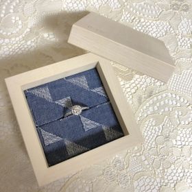 【Flowaves(フロウェーブス)の口コミ】 こうゆうデザインがいいと画像を見てもらい色々出してもらいました。その…