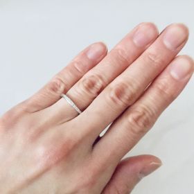 【Preuve(プルーヴ)の口コミ】 結婚指輪で細身のタイプを探してて、お店でひと通り見せて貰い、はめたり…