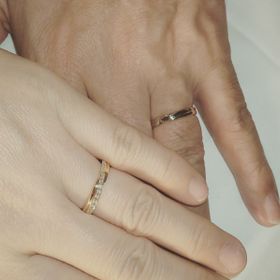 【宝寿堂(ほうじゅどう)の口コミ】 まずは品質と価格です。
はじめは婚約指輪で探していてお店に行き着きまし…