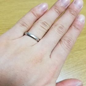 【アイプリモ(I-PRIMO)の口コミ】 指に付けた瞬間の見た目が他とは違い、とてもしっくりきました。
ピカピカ…