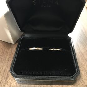 【SIENAROSE(シエナロゼ)の口コミ】 もともとプラチナのギラつきが苦手だったので、肌の色に馴染むものを探し…