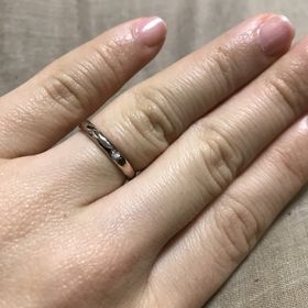 【SIENAROSE(シエナロゼ)の口コミ】 ロゼチナというオリジナルの素材に一番惹かれましたが、きれい目なデザイ…