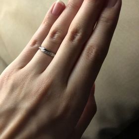 【ANTWERP BRILLIANT(アントワープブリリアント)の口コミ】 指輪のデザインと、ダイヤモンドのキラキラ感に惹かれて来店しました。人…