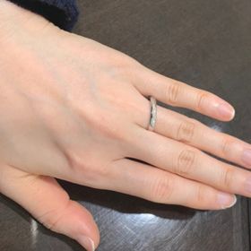 【LUCIE(ルシエ)の口コミ】 まず希望のイメージを聞いてくれて、それに沿ったリングを持ってきてくれ…